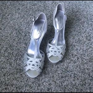 Unforgettable Moments™️ White Heels